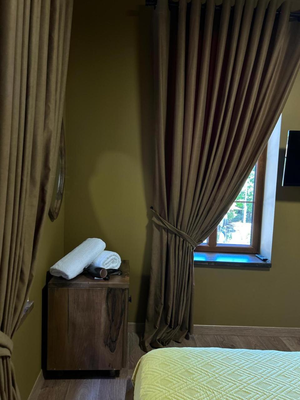Fole Guest House ポグラデツ エクステリア 写真